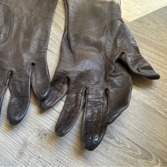 Vintage Dayne Taylor Silk Lined leather gloves - Picture 4 of 7